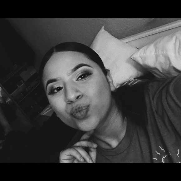 Meet your Posher, Nancy - Picture 1 of 1